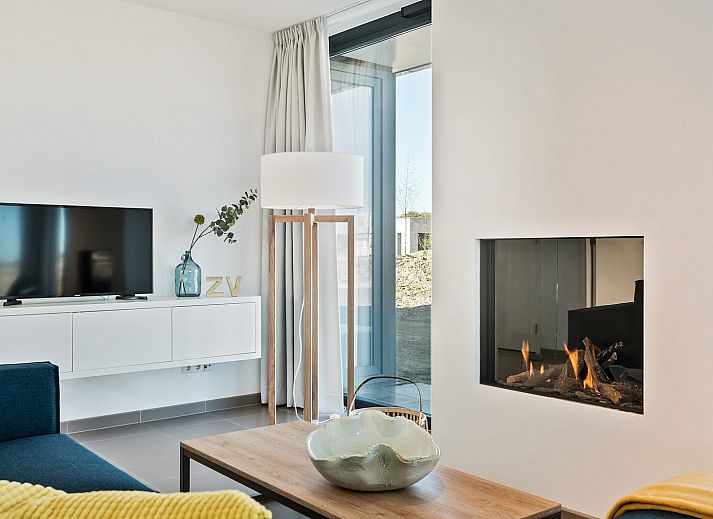 Moderne bungalow Waterlijn 03 | De Groote Duynen aan het water in Kamperland, Noord-Beveland, Zeeland.