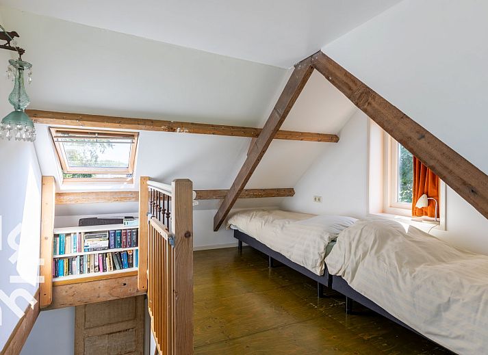 Helle Essecke im Ferienhaus ZE184 mit Blick auf den Garten, Kamperland, Nord-Beveland.