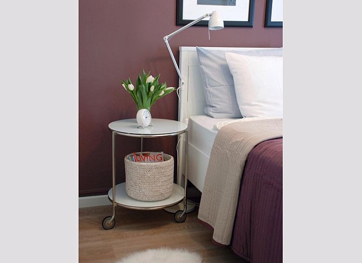 Picknicktisch und Grill im Garten des Ferienhauses VZ1178 in Kamperland, Nord-Beveland.