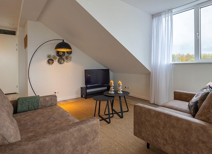 VZ2303 Luxurioeses Penthouse in Kamperland mit moderner Architektur und Balkonen in Noord-Beveland, Zeeland.