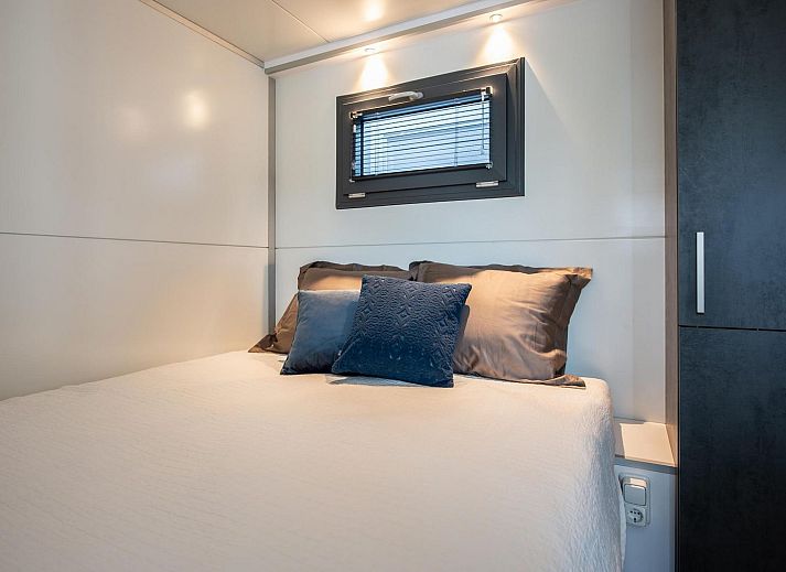 VZ2340 Modern eingerichtetes Wasserhaus in Kamperland mit Blick auf den Jachthafen in Nord-Beveland, Zeeland.