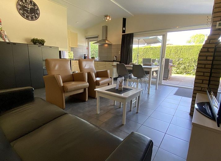 Geraeumiger Aussenbereich im Ferienhaus VZ339 Kamperland, ideal fuer Entspannung in Zeeland.