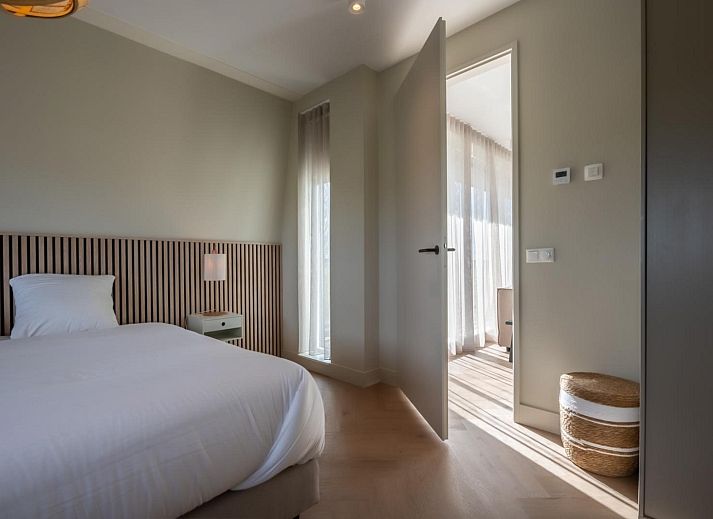 Stijlvolle kussens op bank in Penthouse Veerweg 173, Kamperland, vakantiehuis in Port Elisabeth, Zeeland.