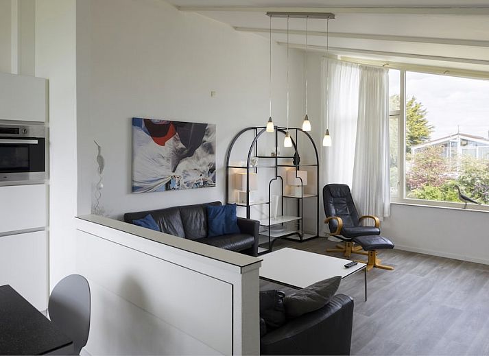 BD Bungalow mit grosser Terrasse, gelegen in Kamperland, Noord-Beveland, Zeeland.