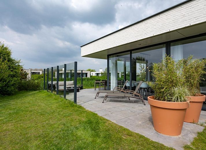 Stilvolle Details im Wohnzimmer der Zandbank 23 | De Groote Duynen, Kamperland.