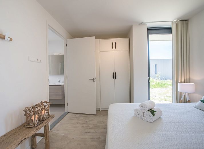 Gemuetlicher Kamin in der Zandbank 19, De Groote Duynen, Kamperland, fuer eine warme Atmosphaere waehrend Ihres Aufenthalts.