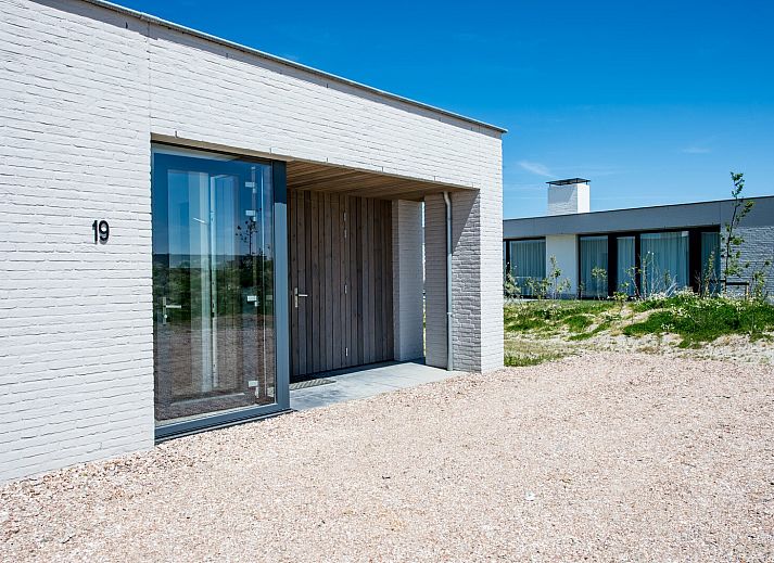 Gemuetlicher Kamin in der Zandbank 19, De Groote Duynen, Kamperland, fuer eine warme Atmosphaere waehrend Ihres Aufenthalts.