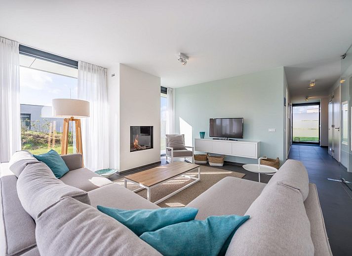 Winter landscape around Duinvallei 06, vacation home in Kamperland, Noord-Beveland, Zeeland.