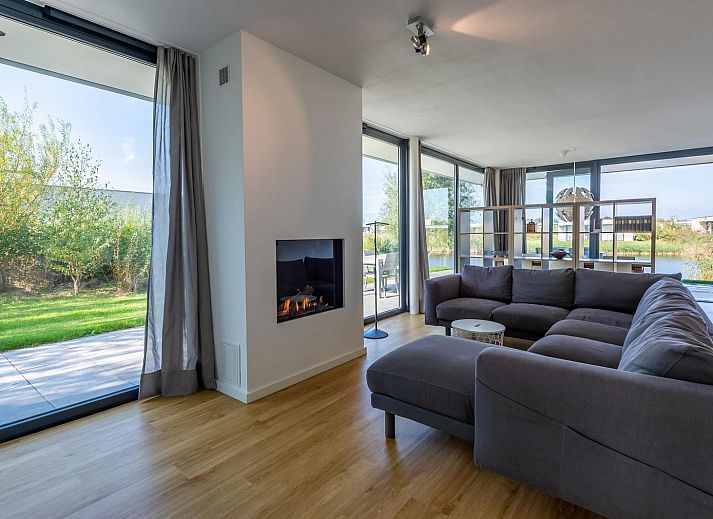 Entspannen Sie sich am Wasser in Waterline 11 | De Groote Duynen in Kamperland, Luxusbungalow in Zeeland.