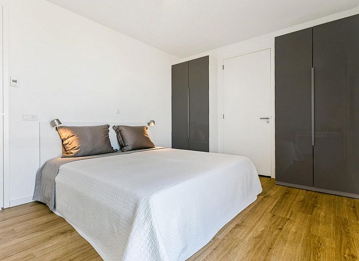 Gemuetliche Sitzecke mit Kamin in Waterlijn 11 | De Groote Duynen, Bungalow in Kamperland, Zeeland.