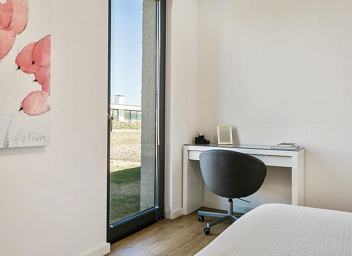 Gemuetliche Sitzecke mit Kamin in Waterlijn 11 | De Groote Duynen, Bungalow in Kamperland, Zeeland.