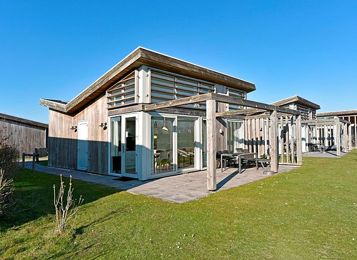 Verblijf 5903519 - Vakantiewoning Noord-Beveland - Vrijstaande woning in kamperland