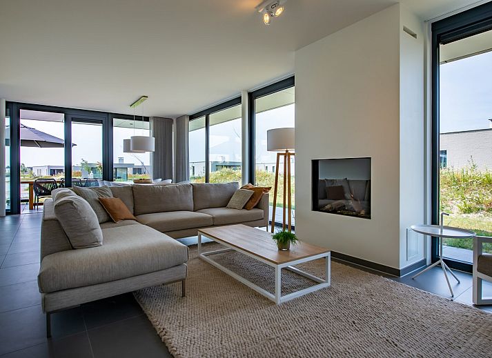 Blick aus dem Esszimmer des Bungalows Duinvallei 30 | De Groote Duynen in Kamperland, Noord-Beveland, Zeeland.