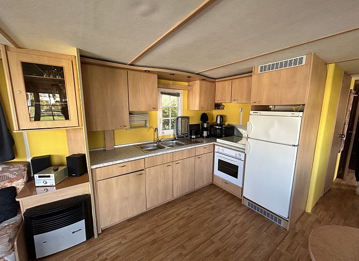 Guest house 5903530 - Holiday property Noord-Beveland - Vakantiehuis RBR 164 - Beach Resort Kamperland