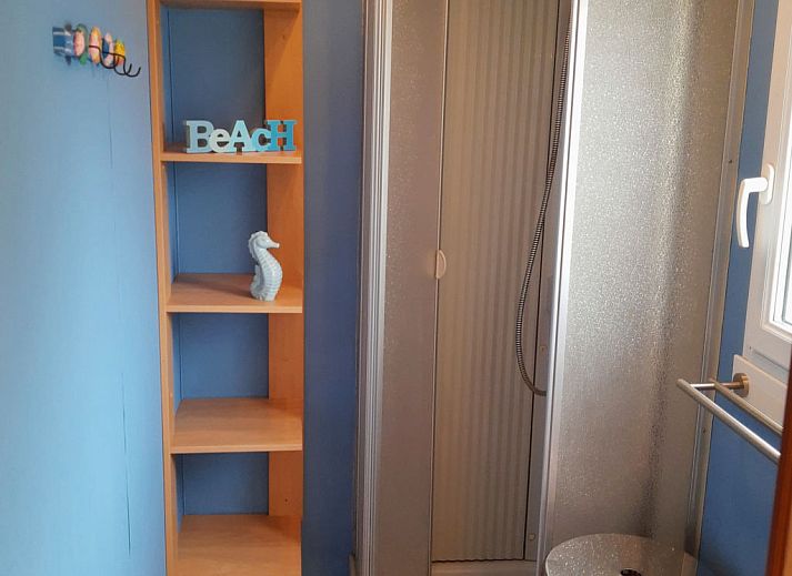 Guest house 5903530 - Holiday property Noord-Beveland - Vakantiehuis RBR 164 - Beach Resort Kamperland