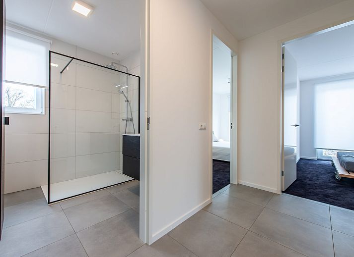 Stilvolles Interieur von Schotsmanweg 16 | Zeeuws Goedt, Ferienhaus in Kamperland, Noord-Beveland mit Holzbalken.