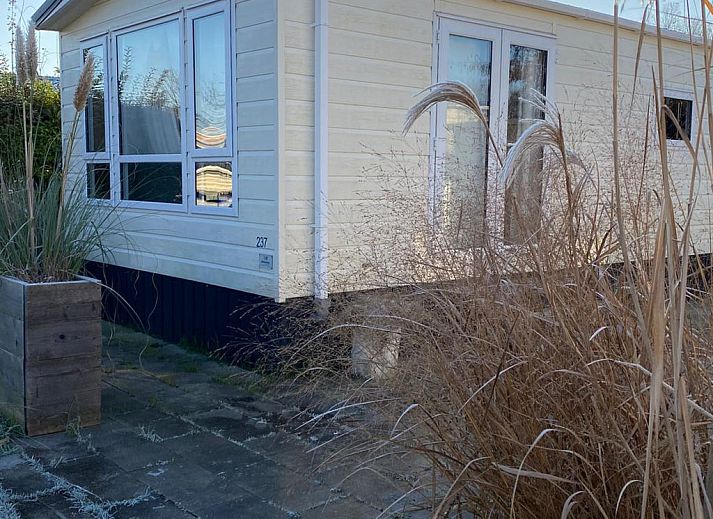 Guest house 5903545 - Holiday property Noord-Beveland - Vakantiehuis RBR 237 - Beach Resort Kamperland