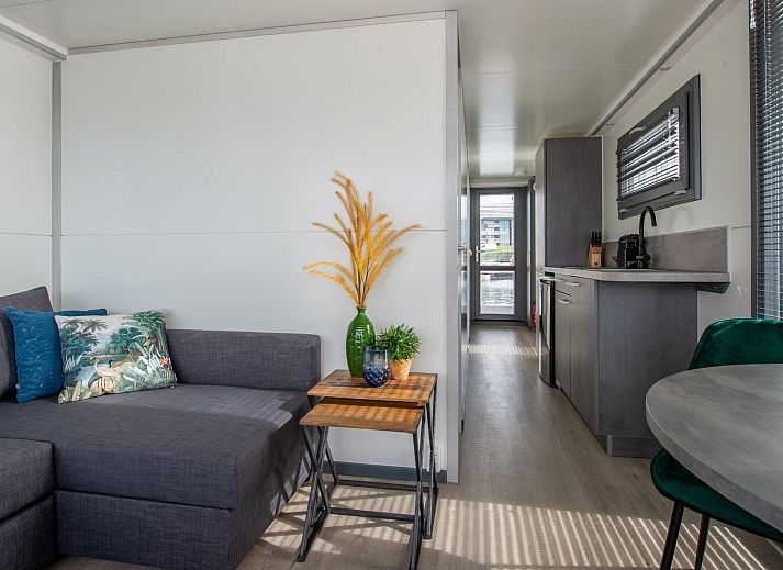 Guest house 5903621 - Holiday property Noord-Beveland - Waterlodge Blue Island | Marina Kamperland