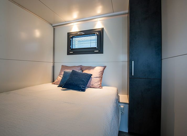 Guest house 5903621 - Holiday property Noord-Beveland - Waterlodge Blue Island | Marina Kamperland