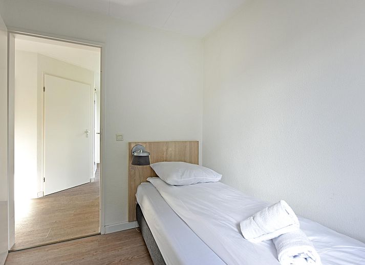 Freistehendes Haus in Kamperland, ein Ferienhaus in Noord-Beveland, Zeeland, mit groem Garten und Aussicht auf die ruhige Umgebung.