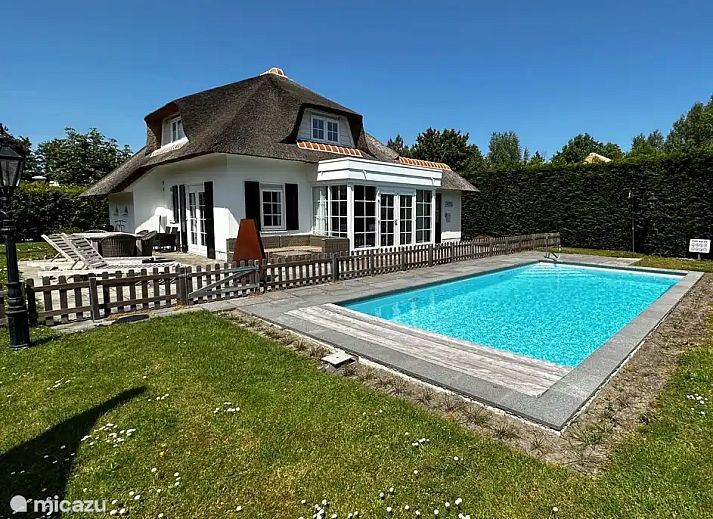 Guest house 590390 - Holiday property Noord-Beveland - ZeelandhuisaanZee