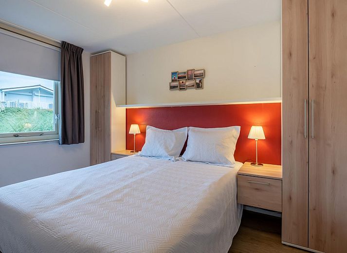 Dining area on the terrace of Ostrea 34, Roompot Beach Resort, Kamperland, ideal for outdoor dining.