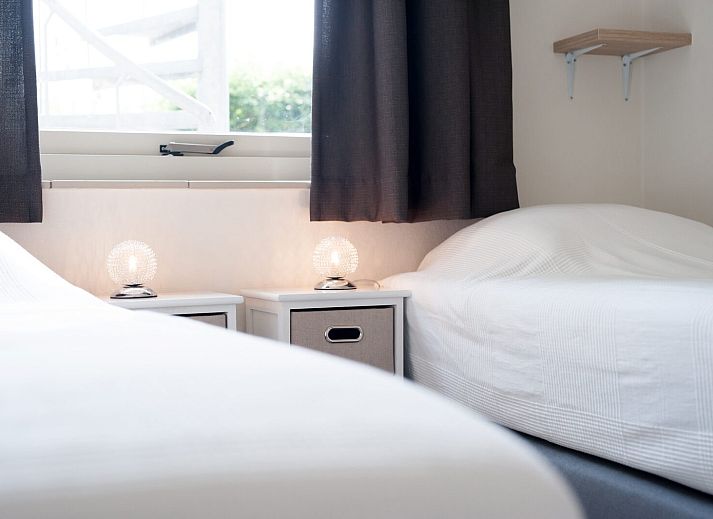 Dining area on the terrace of Ostrea 34, Roompot Beach Resort, Kamperland, ideal for outdoor dining.