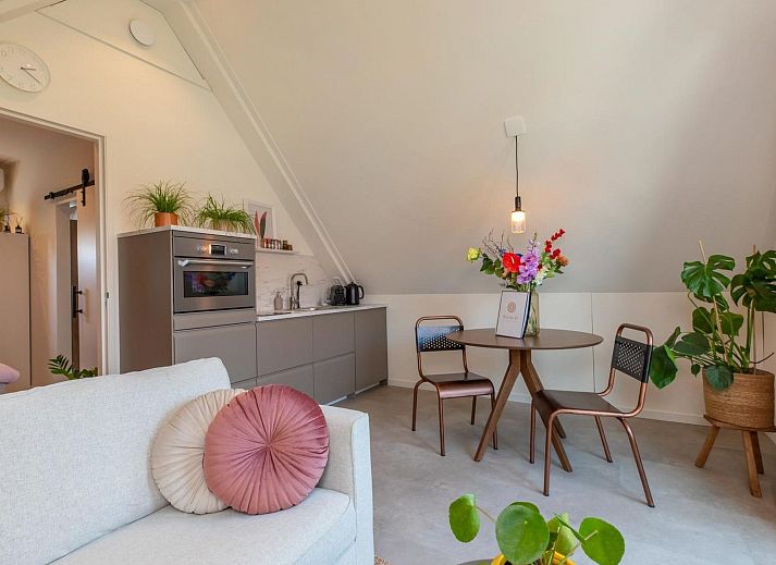 Guest house 590430 - Holiday property Noord-Beveland - Vakantiehuis Vintage Vibes Kortgene