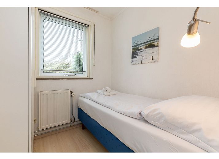 Guest house 590466 - Holiday property Noord-Beveland - Koekoesbloemwei 90