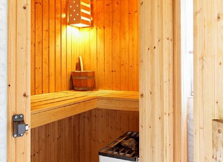 Grosser Garten im Ferienhaus Strand 97 in Scharendijke, Schouwen-Duiveland, ideal zum Entspannen in der Natur von Zeeland.