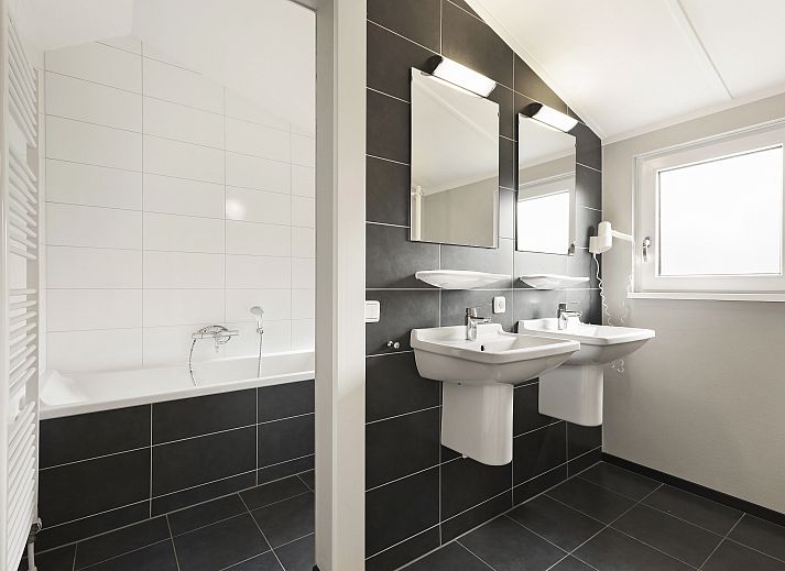 Guest house 6004105 - Bungalow Schouwen-Duiveland - Resort Haamstede | 2-persoons bungalow | 2AL