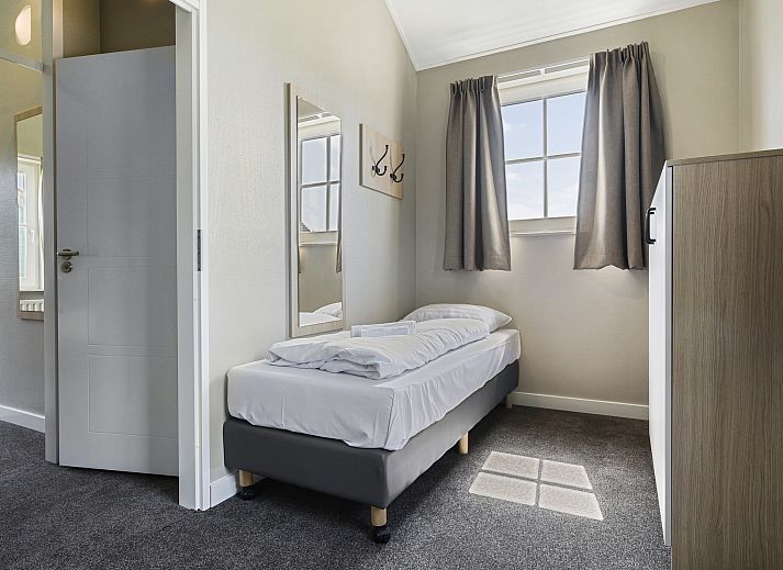 Guest house 6004114 - Bungalow Schouwen-Duiveland - Villapark Livingstone | 6-persoons villa | 6D2