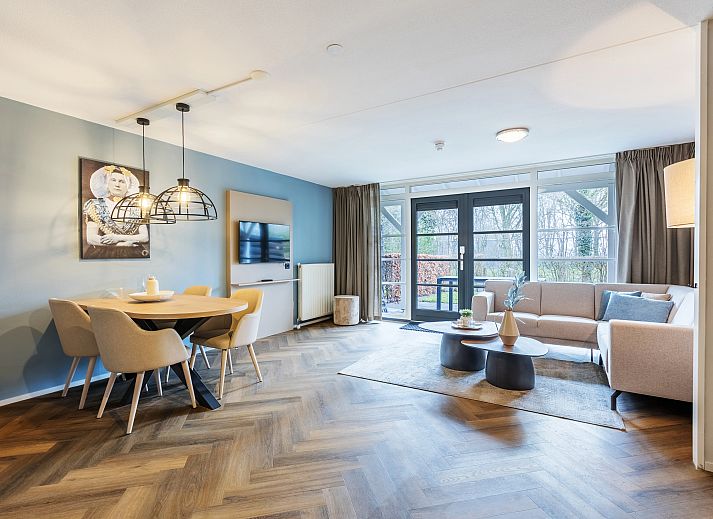 Gemuetliches Wohnzimmer in der Residence 't Hof van Haamstede, einem 4-Personen-Bauernhaus in Burgh-Haamstede, Zeeland.