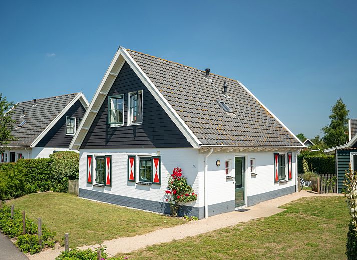 Comfortabele zithoek in vakantiehuis Duinpark 't Hof van Haamstede, Burgh-Haamstede, Zeeland.