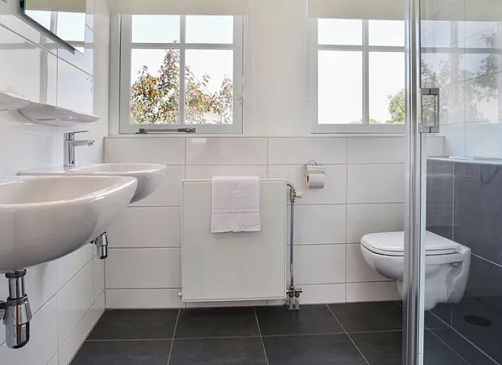 Unterkunft 6004132 - Bungalow Schouwen-Duiveland - Duinpark 't Hof van Haamstede | 8-persoons bungalow | 8E2