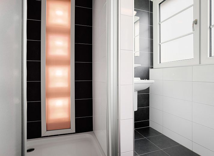 Guest house 6004139 - Bungalow Schouwen-Duiveland - Resort Haamstede | 8-persoons bungalow | 8EL