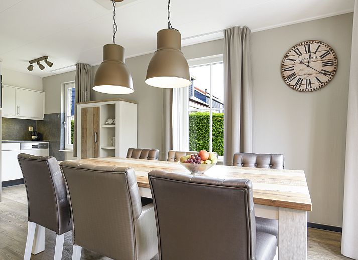 Guest house 6004146 - Bungalow Schouwen-Duiveland - Villapark Livingstone | 4-persoons villa | 4L