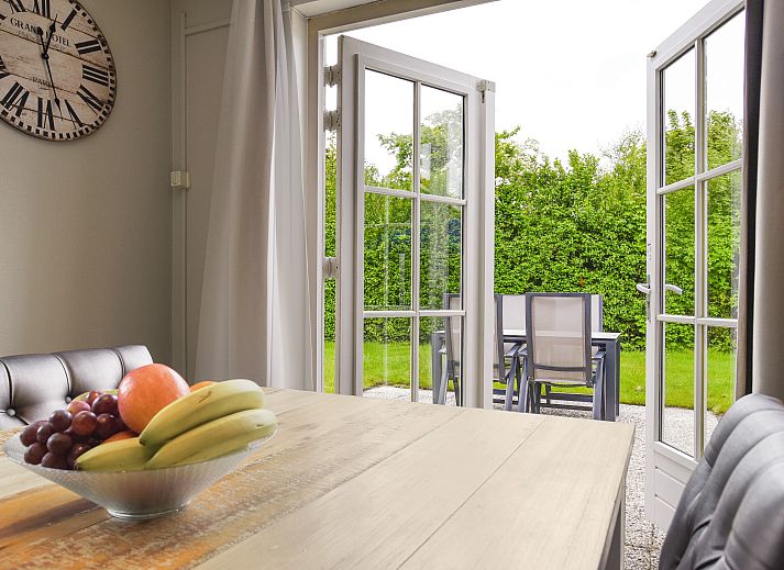 Guest house 6004146 - Bungalow Schouwen-Duiveland - Villapark Livingstone | 4-persoons villa | 4L