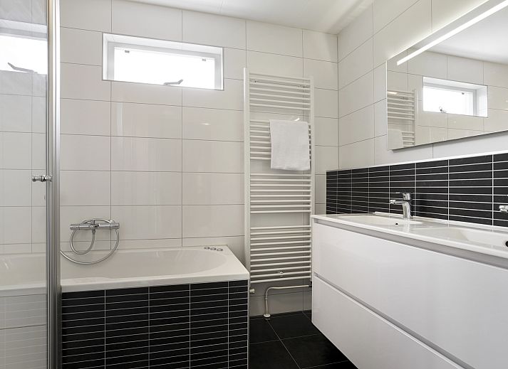 Guest house 6004146 - Bungalow Schouwen-Duiveland - Villapark Livingstone | 4-persoons villa | 4L