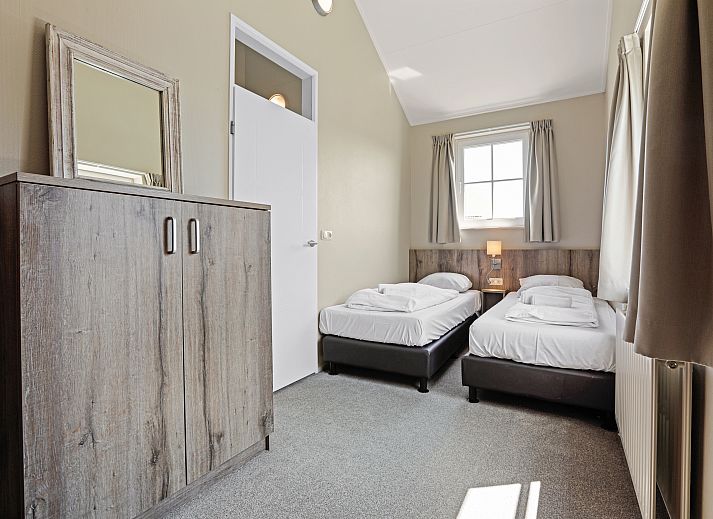 Guest house 6004147 - Bungalow Schouwen-Duiveland - Villapark Livingstone | 6-persoons villa | 6L