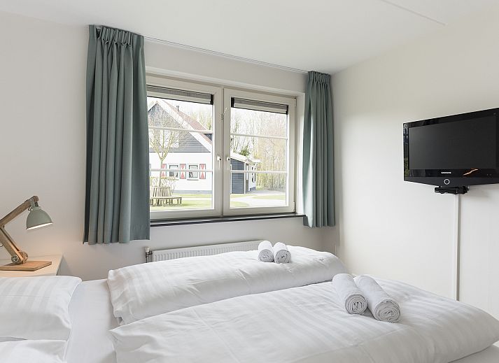 Guest house 6004151 - Bungalow Schouwen-Duiveland - Resort Haamstede | 12-persoons bungalow | 12G