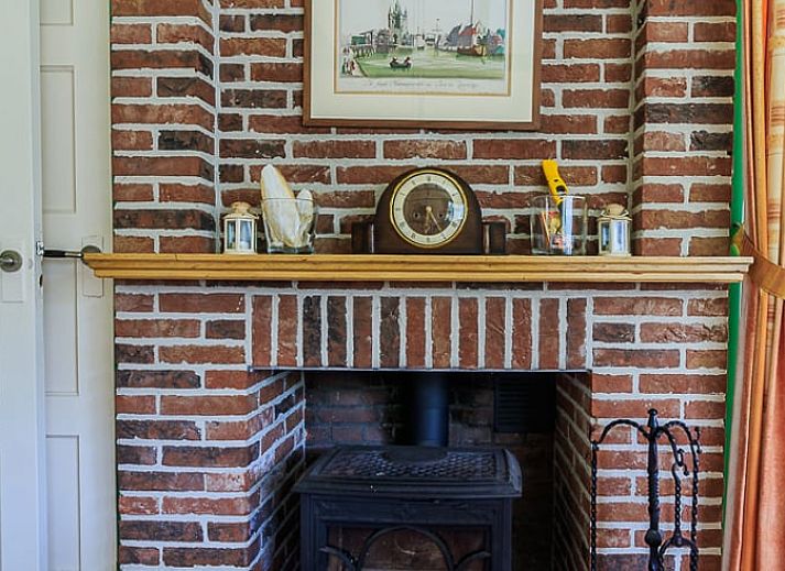 Charmantes Ferienhaus Cottage in Burgh-Haamstede mit Terrasse in der Natur von Schouwen-Duiveland, Zeeland.