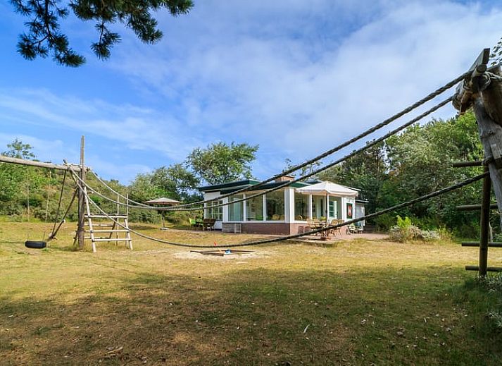Essecke im Ferienhaus in Burgh-Haamstede, ideal fuer Familienessen in Burgh-Haamstede, Zeeland.