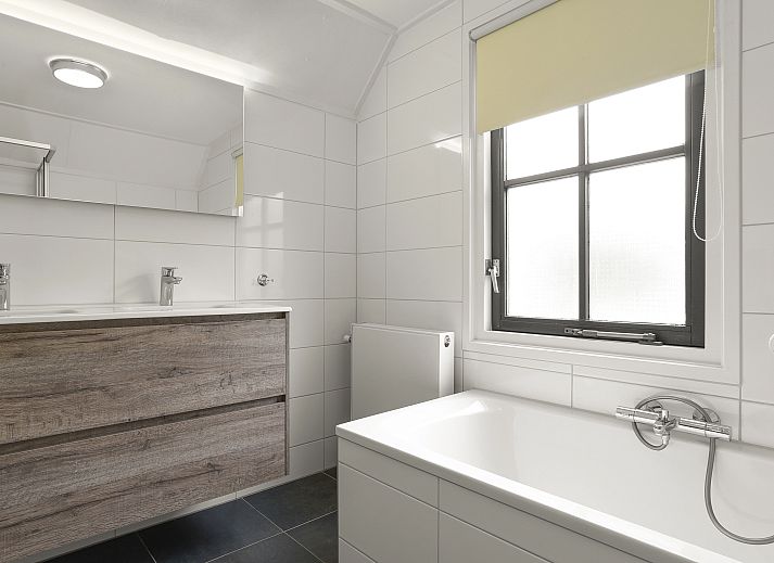 Unterkunft 600436 - Bungalow Schouwen-Duiveland - Duinpark 't Hof van Haamstede | 8-persoons bungalow | 8CE