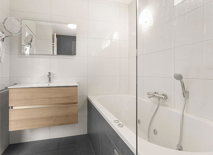 Guest house 600438 - Bungalow Schouwen-Duiveland - Villapark Livingstone | 4-persoons villa | 4BE