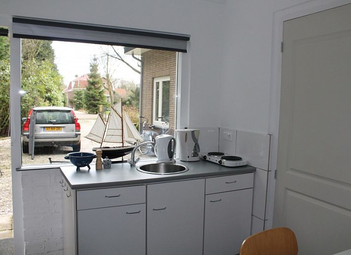 Veranda van Zeeland aan Zee vakantiehuis in Burgh-Haamstede, Schouwen-Duiveland, Zeeland.