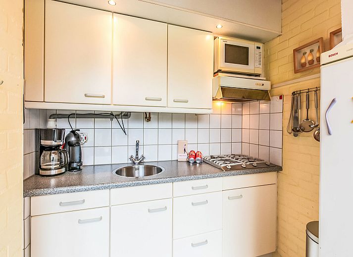 Adembenemende zonsondergang nabij Vakantiehuis Buitenplaats Schouwen nr 86 in Burgh-Haamstede.