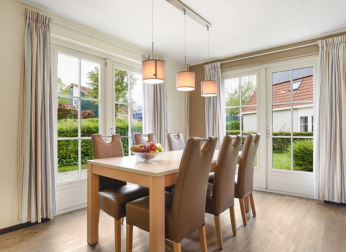 Guest house 600498 - Bungalow Schouwen-Duiveland - Villapark Livingstone | 6-persoons villa | 6D1