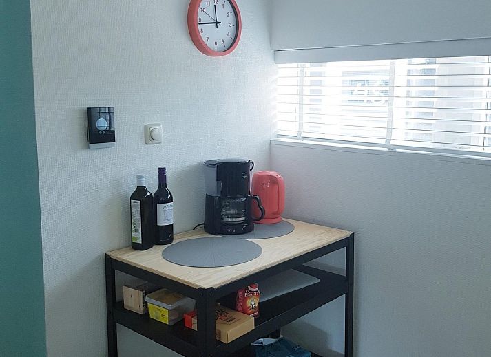 Gemuetliche Sitzecke auf der Terrasse des Ferienhauses VZ1096 in Bruinisse, Schouwen-Duiveland, Zeeland.