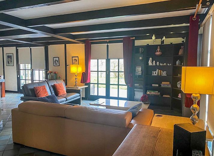 Charmantes Ferienhaus Rosegarden in Bruinisse, Zeeland mit grosser Veranda.